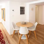 Vis A Vis Hotel