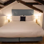 Hotel Vis A Vis