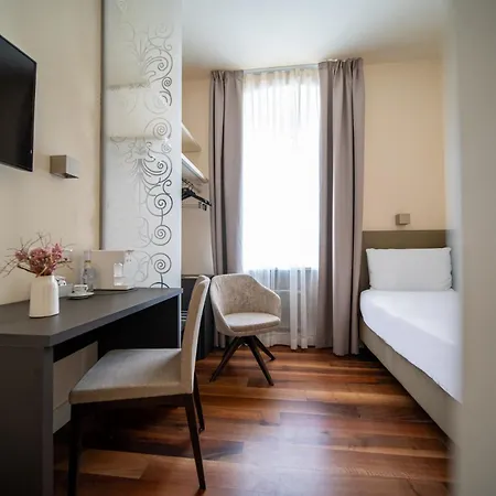 Hotel Vis A Vis Hotel