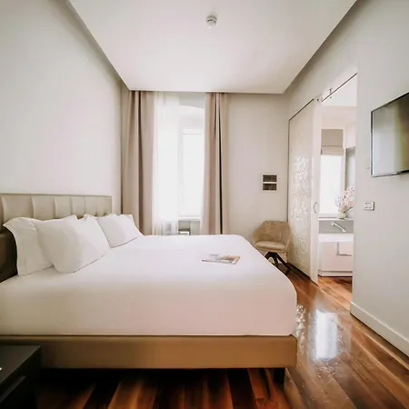 Vis à Vis Hotel Trieste