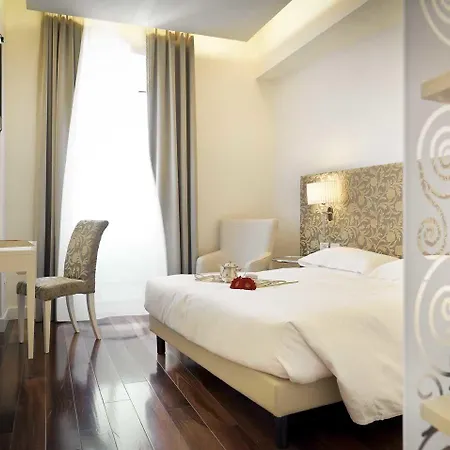 מלון Vis A Vis טריאסטה