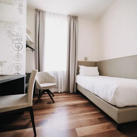 Hotel Vis A Vis