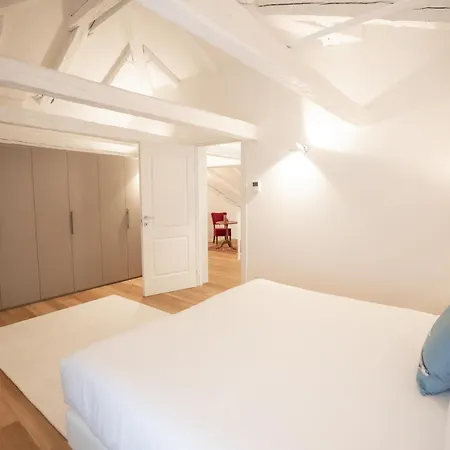 Hotel Vis A Vis Hotel 4*