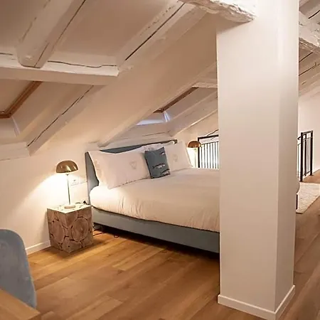 Vis A Vis 4* Трієст