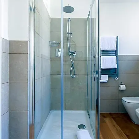 Hotel Vis A Vis