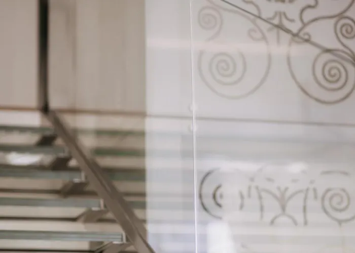 ホテル Vis A Vis 4*