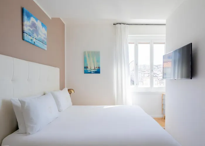 ホテル Vis A Vis トリエステ