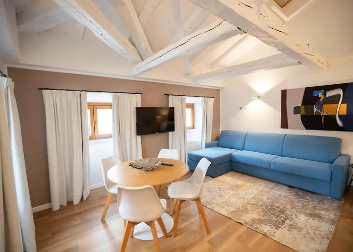 Hotel Hotel Vis A Vis 4*