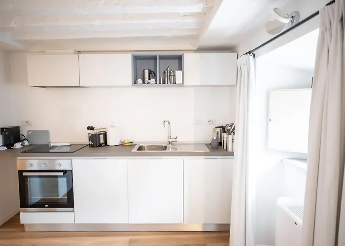 Hotel Vis A Vis 4* Trieste